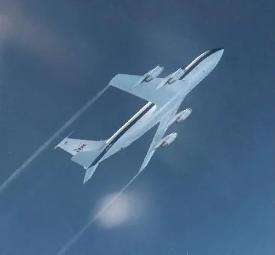 NASA T-38 jet in flight